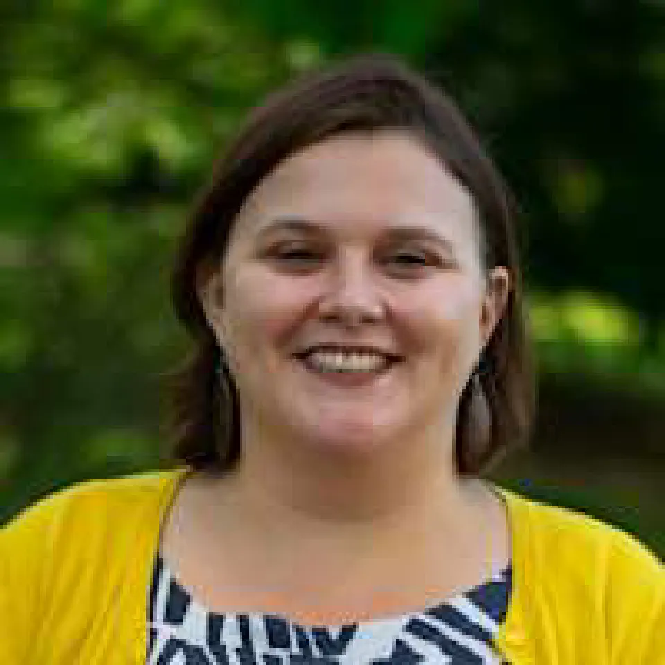 Portrait of Amy Kennedy