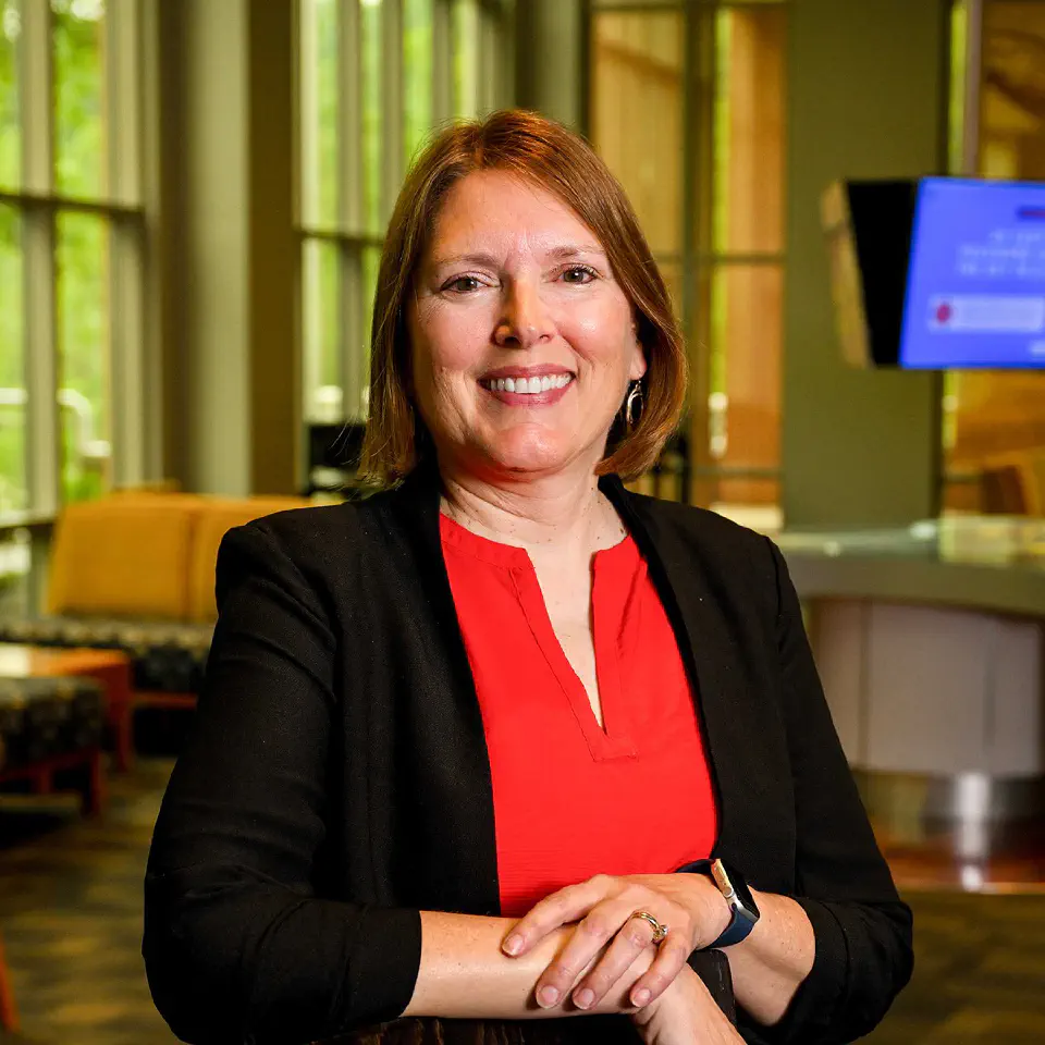Portrait of Donna Edmonds
