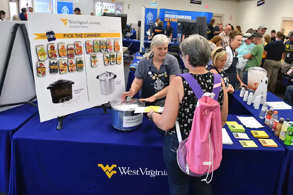 Pick the Canner demonstration at the West Virginia State Fair