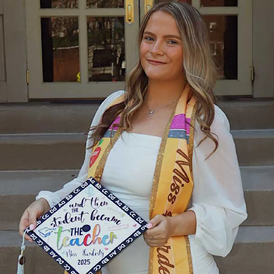 Portrait of Chloe Hardesty