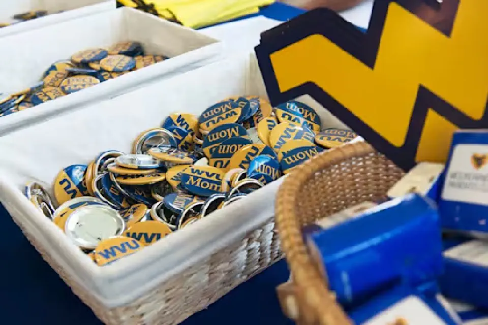 WVU Mom and WVU Dad buttons in baskets