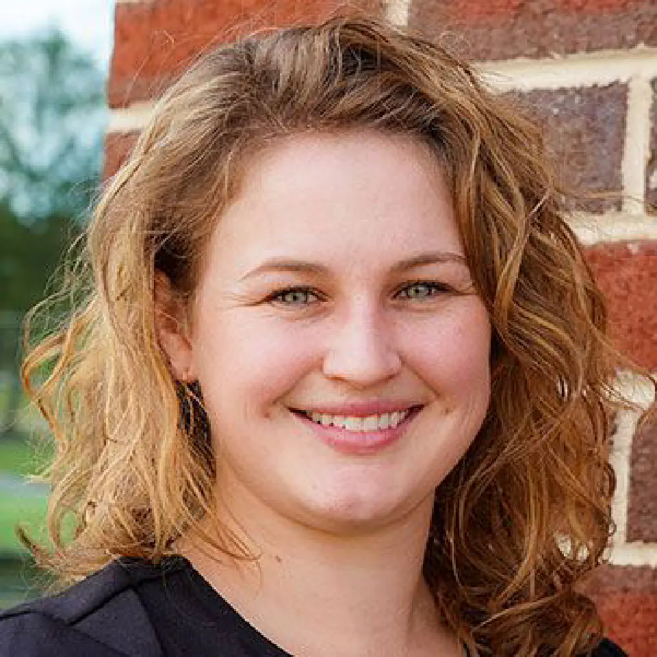 Portrait of Samantha Ross